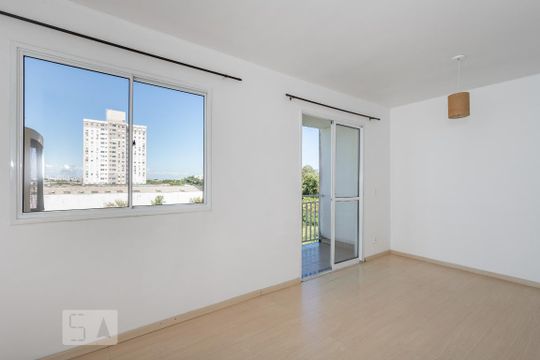 Sala de apartamento à venda com 2 quartos, 53m² em Humaitá, Porto Alegre