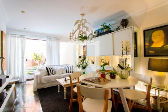 Casa para alugar com 5 quartos, 300m² em Vila Valparaíso, Santo André