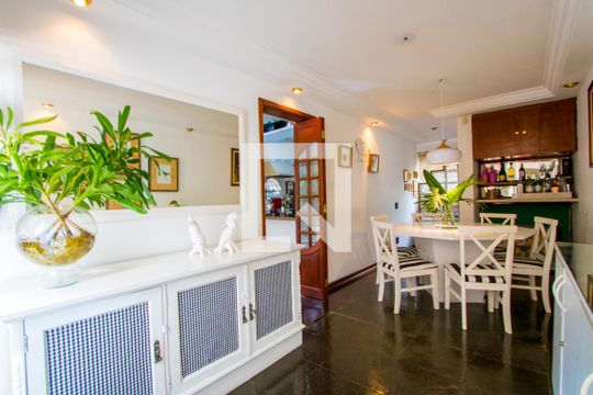 Sala de jantar de casa à venda com 5 quartos, 300m² em Vila Valparaíso, Santo André