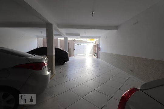 Garagem de apartamento para alugar com 2 quartos, 92m² em Vila Clarice, Santo André