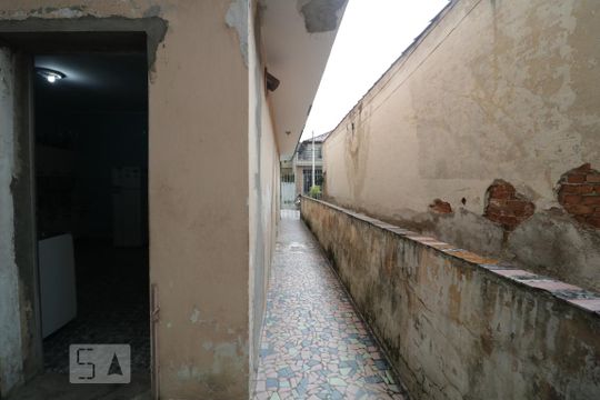 Corredor da casa 1 de casa à venda com 4 quartos, 200m² em Canindé, São Paulo