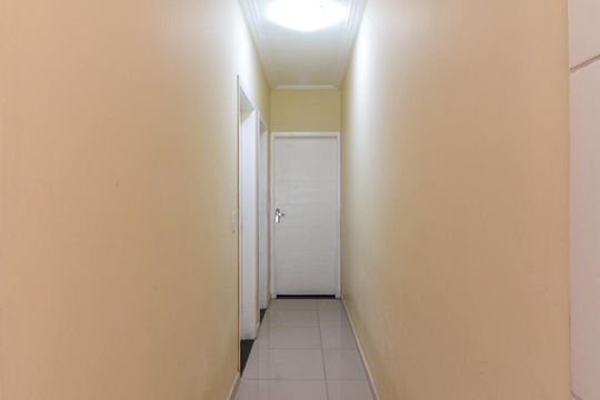 Corredor de casa à venda com 3 quartos, 159m² em Vila Paulista, Guarulhos
