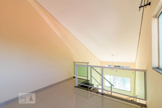 Sala de TV de casa à venda com 3 quartos, 159m² em Vila Paulista, Guarulhos