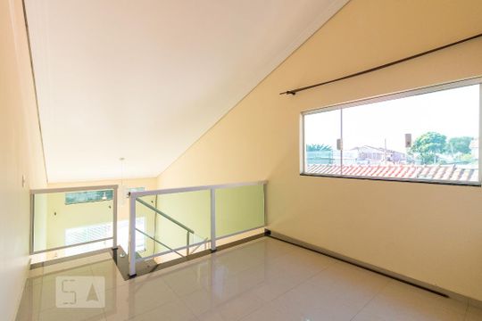Sala de TV de casa à venda com 3 quartos, 159m² em Vila Paulista, Guarulhos
