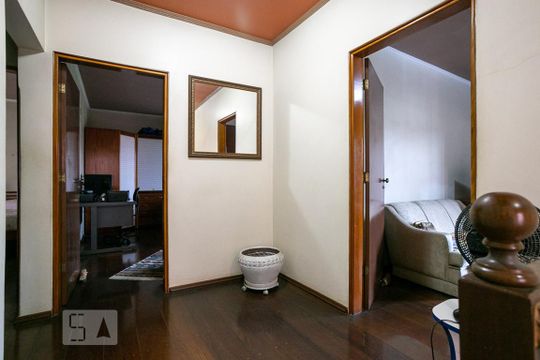 Hall dos quartos de casa à venda com 4 quartos, 380m² em Parque dos Passaros, São Bernardo do Campo