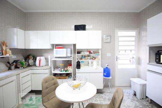 Cozinha de casa para alugar com 2 quartos, 220m² em Jabaquara, São Paulo