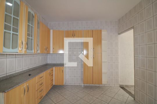 Cozinha  de casa à venda com 3 quartos, 143m² em Jardim Analia Franco, São Paulo