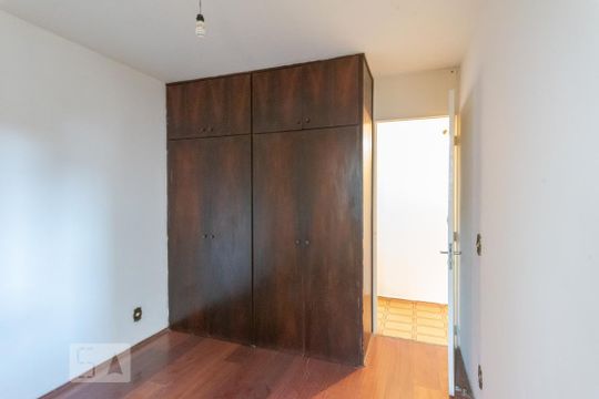 Quarto 2 - Armários de apartamento à venda com 3 quartos, 77m² em Vila São Bento, Campinas