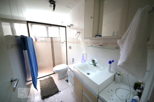 Banheiro de apartamento para alugar com 3 quartos, 78m² em Brooklin Paulista, São Paulo