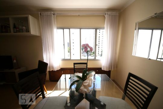 Sala de apartamento para alugar com 3 quartos, 78m² em Brooklin Paulista, São Paulo
