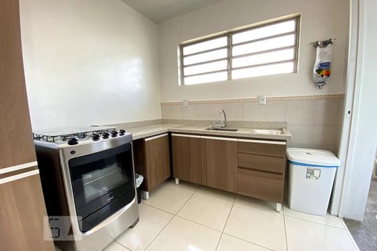 Cozinha de apartamento à venda com 1 quarto, 70m² em Centro, São Leopoldo