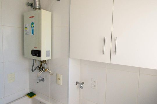 Área de Serviço de apartamento para alugar com 2 quartos, 75m² em Parque Alves de Lima, São Paulo