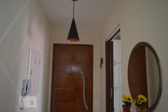 Corredor de apartamento à venda com 3 quartos, 74m² em Barro Branco (zona Norte), São Paulo