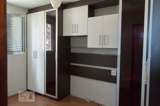 Quarto 1 de apartamento para alugar com 2 quartos, 64m² em Vila Sílvia, São Paulo