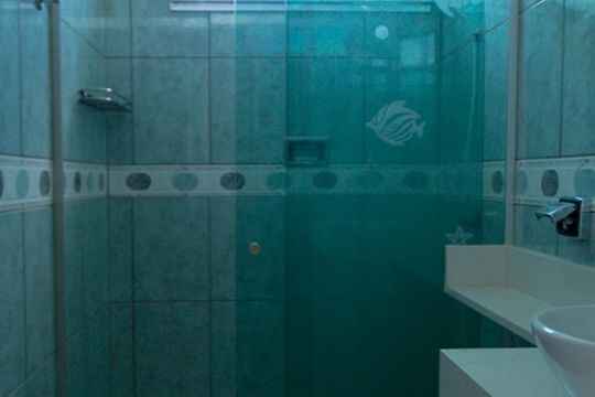 Banheiro de apartamento para alugar com 2 quartos, 64m² em Vila Sílvia, São Paulo