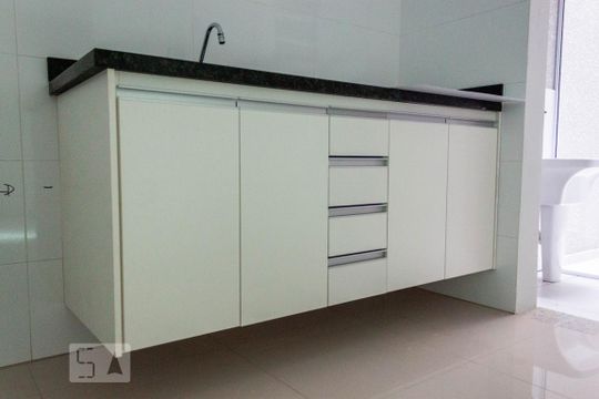 Cozinha de casa de condomínio para alugar com 1 quarto, 40m² em Vila Isolina Mazzei, São Paulo