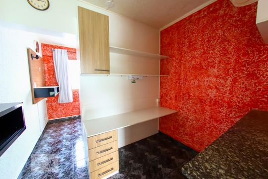 Sala de apartamento para alugar com 1 quarto, 37m² em Centro, Guarulhos
