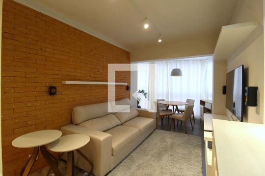 Apartamento para alugar com 2 quartos, 65m² em Vila Olímpia, São Paulo