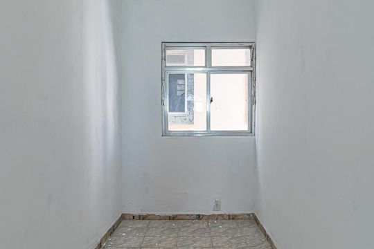 Quarto - Suíte / Segundo Andar de casa para alugar com 1 quarto, 40m² em Freguesia de Jacarepaguá, Rio de Janeiro