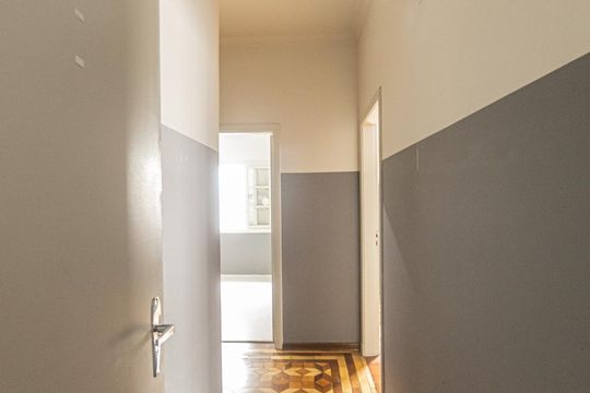 Corredor de casa à venda com 3 quartos, 360m² em Cidade Mãe do Céu, São Paulo