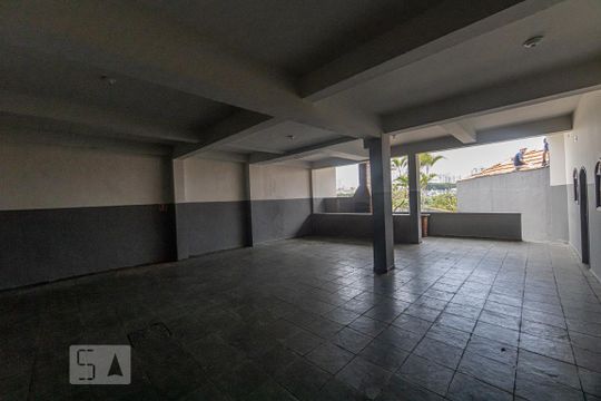 Garagem de casa à venda com 3 quartos, 360m² em Cidade Mãe do Céu, São Paulo