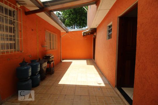 Quintal para varal de casa à venda com 2 quartos, 72m² em Rudge Ramos, São Bernardo do Campo