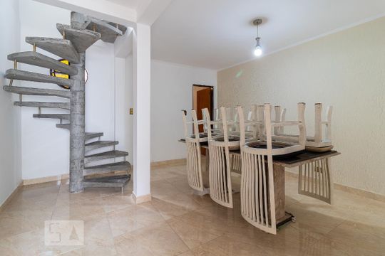 Casa à venda com 3 quartos, 170m² em Penha de França, São Paulo
