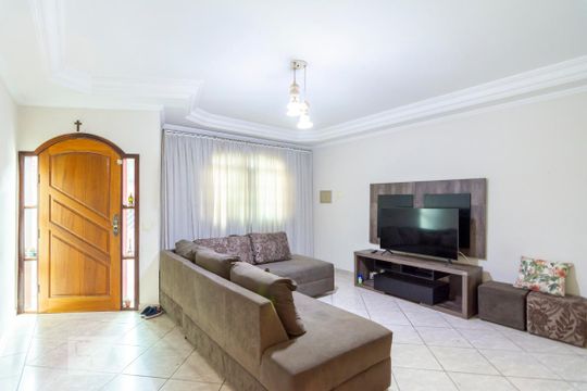 Sala de casa para alugar com 3 quartos, 205m² em Bangú, Santo André