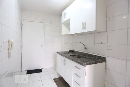 Cozinha de apartamento à venda com 2 quartos, 65m² em Jardim Jaqueline, São Paulo
