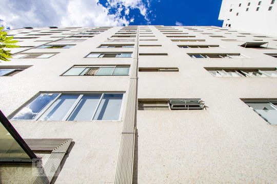 Fachada de apartamento para alugar com 2 quartos, 89m² em Jardim Paulista, São Paulo