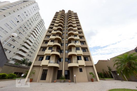 Fachada de apartamento para alugar com 2 quartos, 54m² em Vila Mangalot, São Paulo