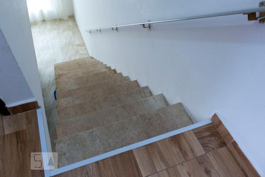 Escada de casa à venda com 3 quartos, 115m² em Vila Moraes, São Paulo