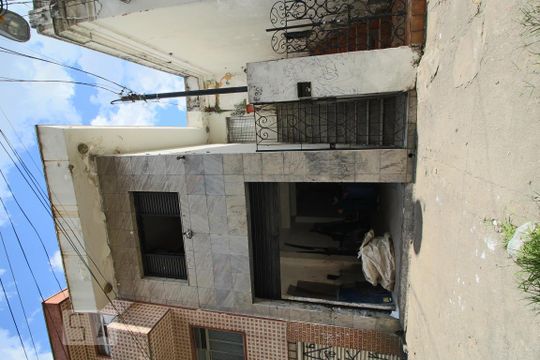 Fachada de casa à venda com 3 quartos, 124m² em Mooca, São Paulo