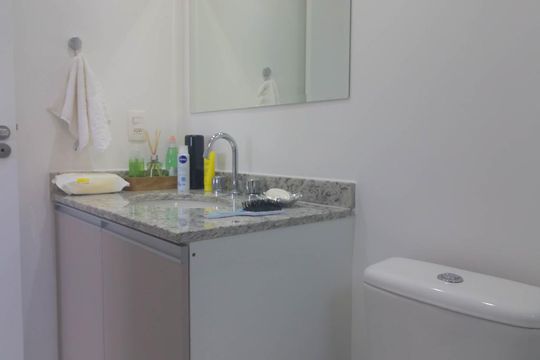 Banheiro - Quarto 2 de apartamento para alugar com 2 quartos, 65m² em Jardim Marajoara, São Paulo