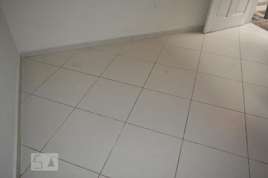 Cozinha de casa para alugar com 1 quarto, 40m² em Vila Mazzei, São Paulo