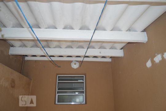 Área de Serviço de casa para alugar com 1 quarto, 40m² em Vila Mazzei, São Paulo