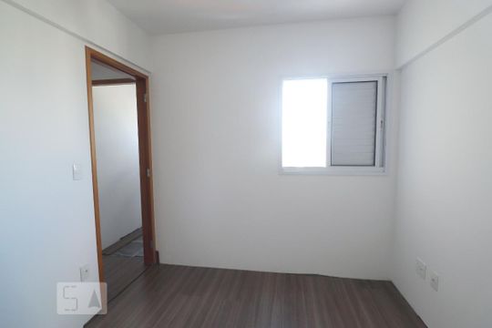 Dormitório 3 de apartamento à venda com 3 quartos, 59m² em Jardim Utinga, Santo André