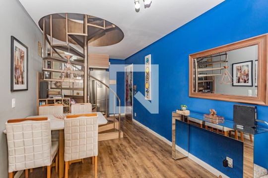 Sala de apartamento para alugar com 3 quartos, 131m² em Jardim Celeste, São Paulo