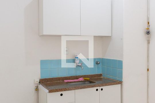 Cozinha de kitnet/studio à venda com 1 quarto, 55m² em Santa Cecilia, São Paulo