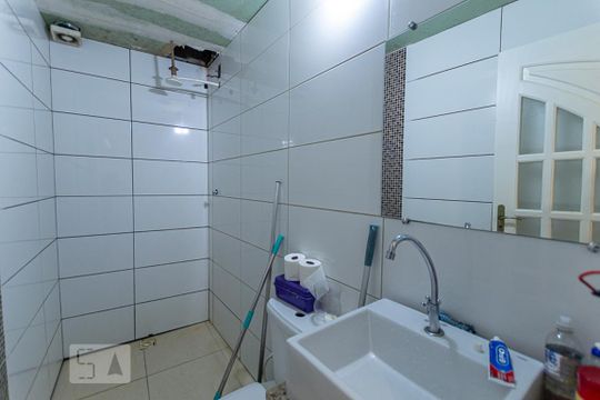 Banheiro Social de casa à venda com 4 quartos, 280m² em Icaraí, Niterói