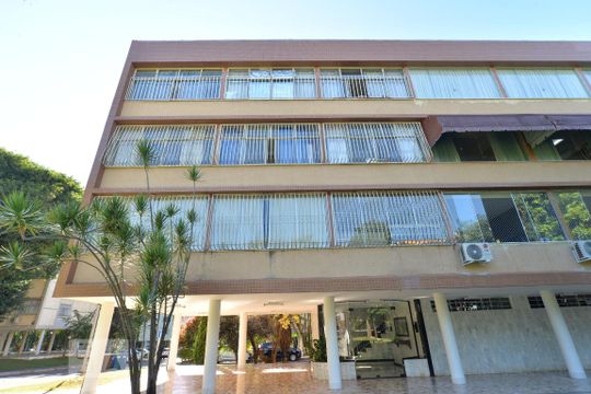 Fachada de apartamento para alugar com 3 quartos, 80m² em Superquadra Norte 405, Brasília