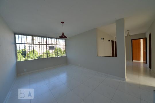 Apartamento para alugar com 3 quartos, 80m² em Superquadra Norte 405, Brasília