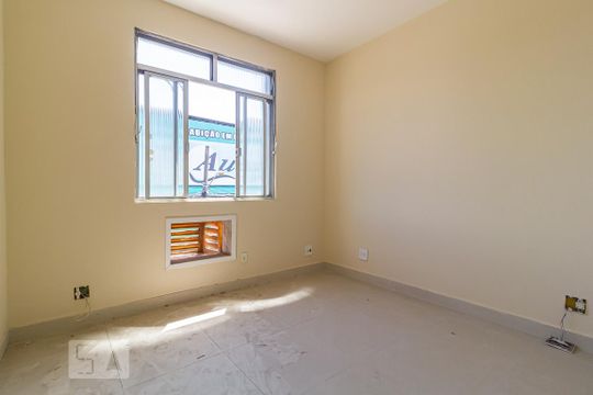 Quarto 2 de apartamento para alugar com 2 quartos, 80m² em Curicica, Rio de Janeiro
