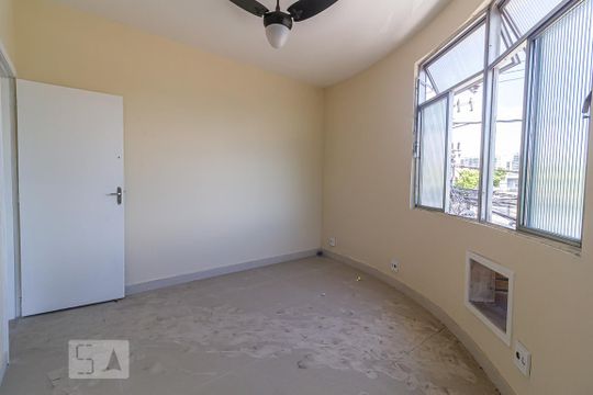 Quarto 1 de apartamento para alugar com 2 quartos, 80m² em Curicica, Rio de Janeiro