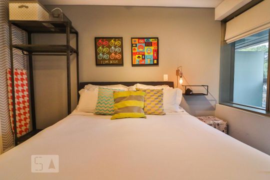 Quarto de kitnet/studio à venda com 1 quarto, 28m² em República, São Paulo