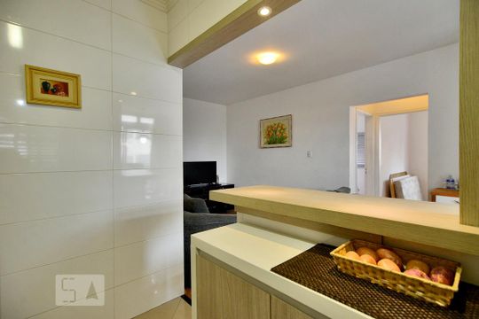 Cozinha de apartamento à venda com 2 quartos, 59m² em Luz, São Paulo