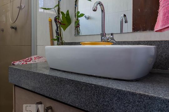 Torneira Banheiro Quarto 3 Suíte de apartamento à venda com 3 quartos, 100m² em Ipiranga, Belo Horizonte