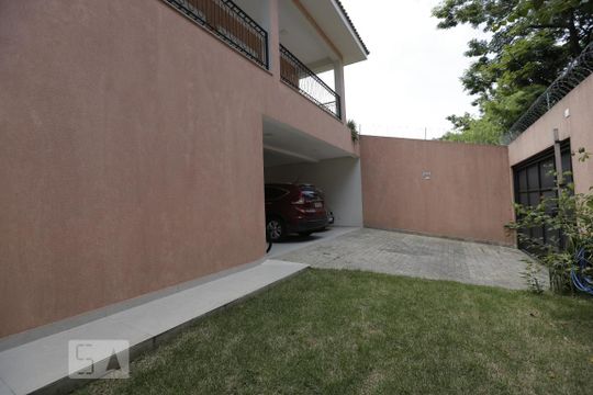 Garagem de casa à venda com 5 quartos, 450m² em City América, São Paulo
