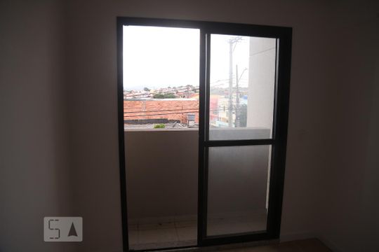 varanda de apartamento para alugar com 2 quartos, 47m² em Vila Paranagua, São Paulo