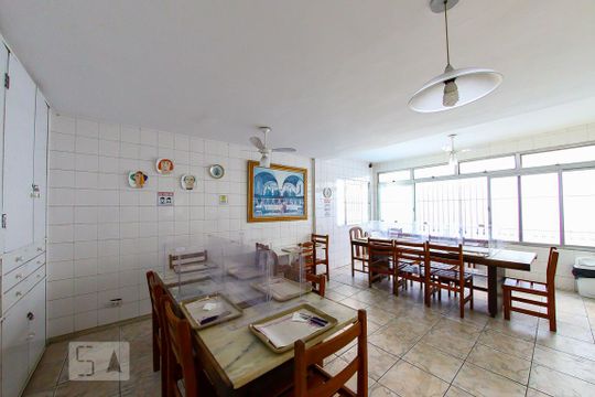Cozinha de casa para alugar com 8 quartos, 680m² em Vila Medeiros, São Paulo